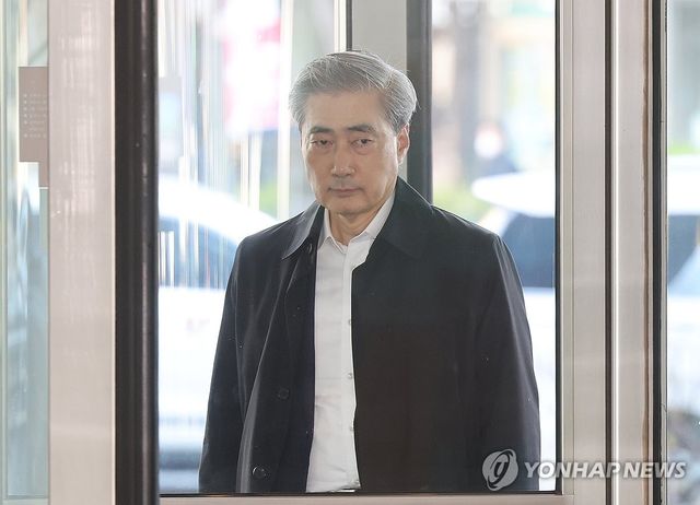 신현송 한국은행 총재 후보자 출근