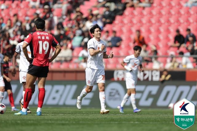 포항을 상대로 선제 결승 골로 K리그 데뷔골 맛을 본 제주 장민규.