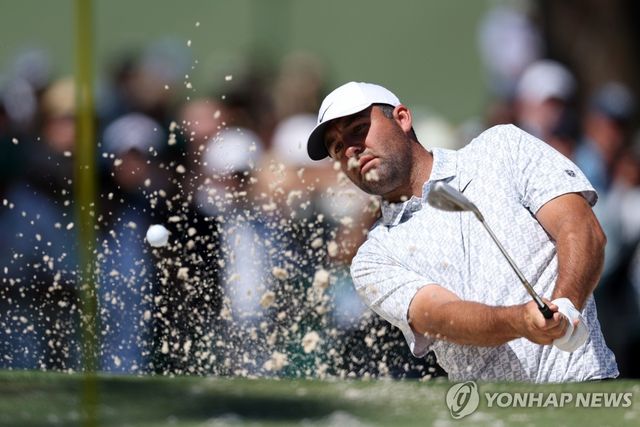 스코티 셰플러의 2라운드 경기 모습