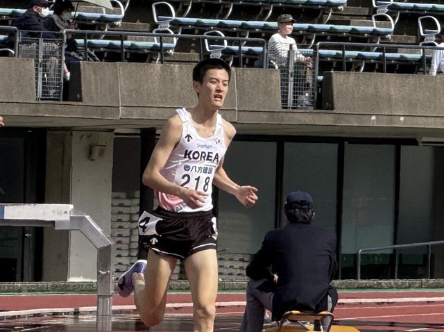 힘들게 뛰는 박원빈