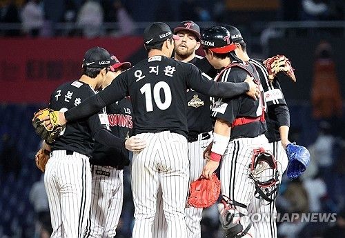 LG 트윈스 선수단