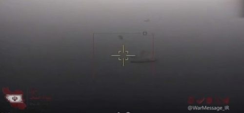 이란 이슬람혁명수비대가 호르무즈 봉쇄 시도에 대해 경고하면서 공개한 드론 영상