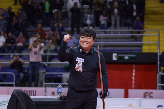 승리 후 주먹을 쥐어 보이는 조명우