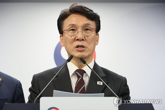 대국민담화 하는 김민석 총리