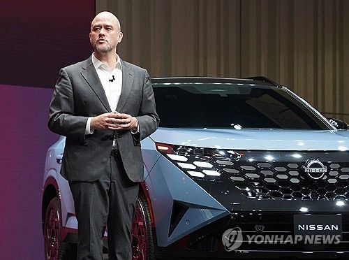 장기 비전 발표하는 이반 에스피노사 사장