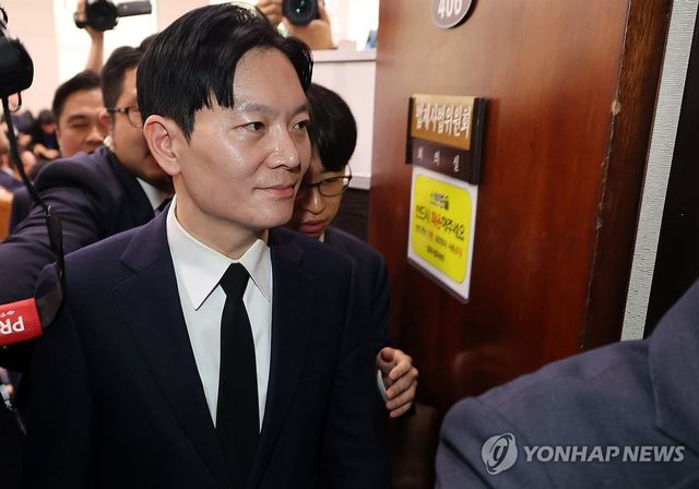 박상용 검사, 증인선서 거부 반복