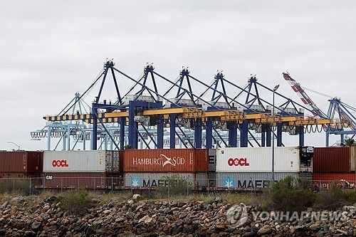 롱비치 LA항의 컨테이너