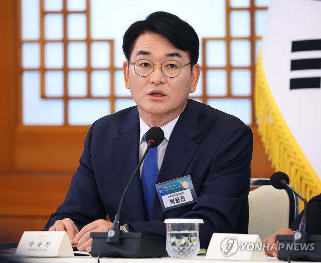 발언하는 박용진 부위원장