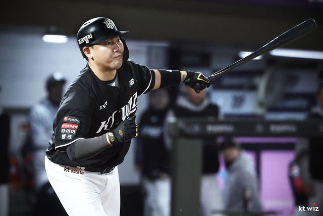 kt 장성우의 7일 롯데 전 경기 모습. 