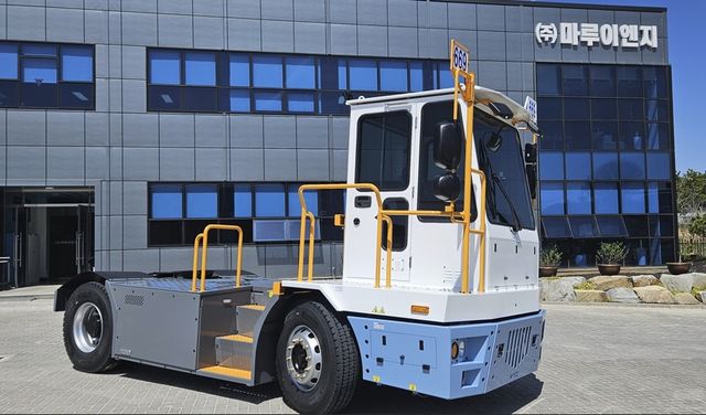  국산 무탄소 전기 야드트랙터