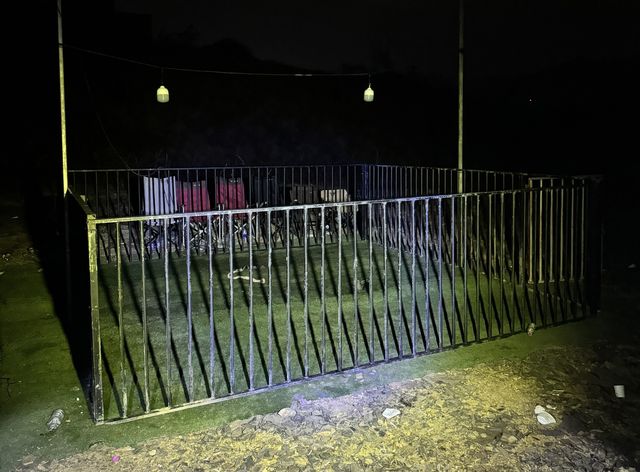 현장에서 발견된 철제 투견장