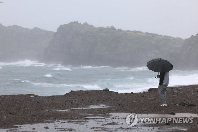 비바람에 파도까지