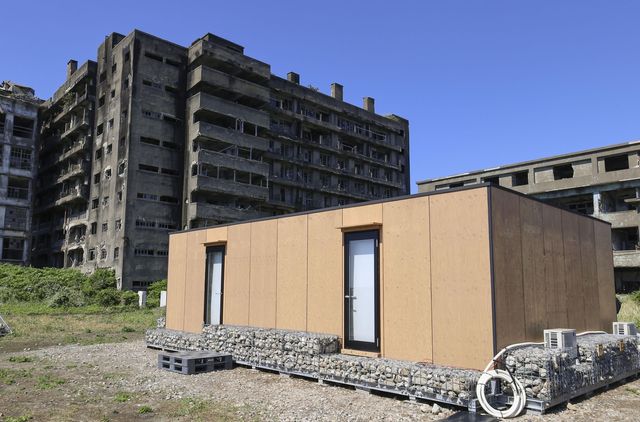 日군함도 56년 만에 새 건물 들어서