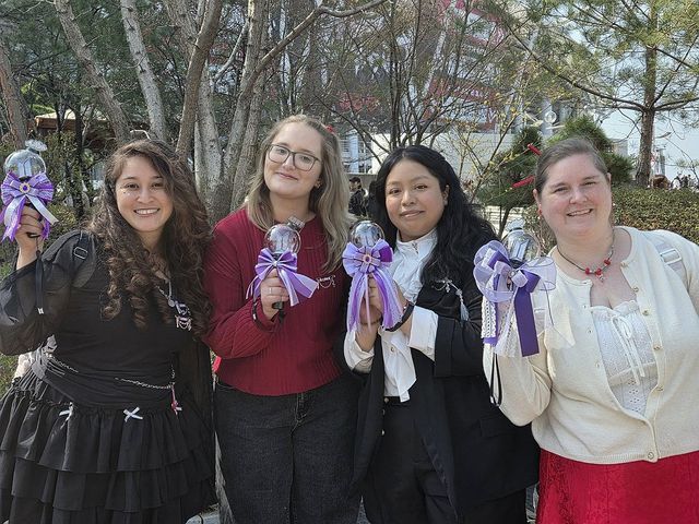 '아미밤' 들고 "보라해"