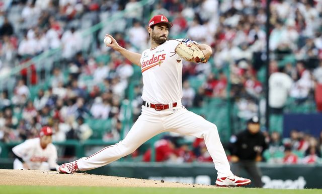 16일 두산 베어스전에서 6이닝 무실점 호투한 SSG 랜더스 미치 화이트