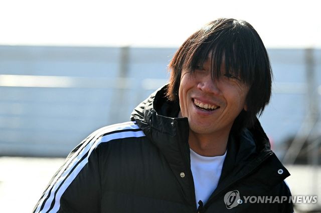 나카무라 슌스케.