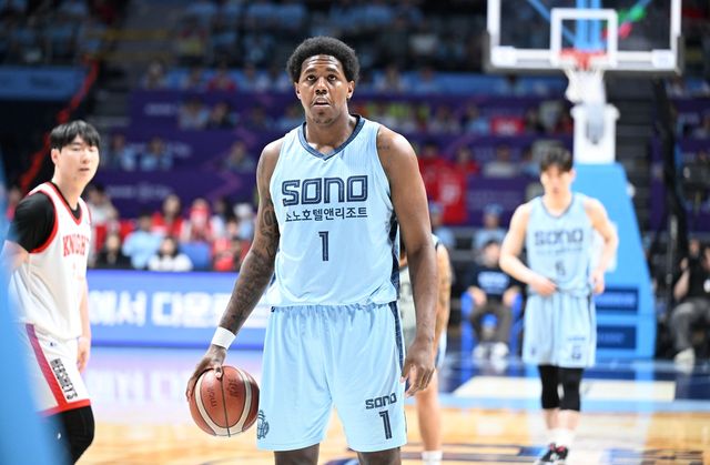 소노의 네이던 나이트