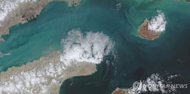 지난 17일 촬영한 호르무즈 해협 위성사진