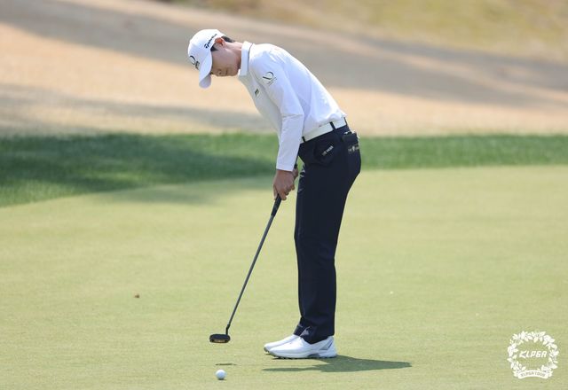 박성현의 퍼트 모습