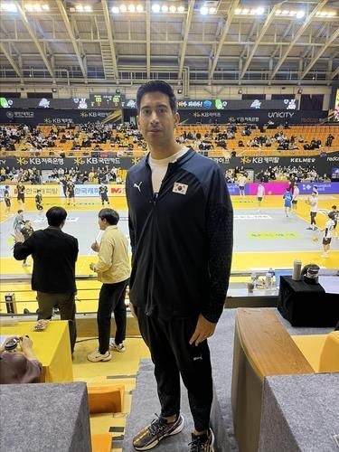 의정부 경민대체육관 찾은 라미레스 남자배구 대표팀 감독