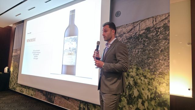 1일 신라호텔에서 프리미엄 와인 마스터 클래스를 진행하고 있는 기옘 파스트라나[사진/이동경기자]