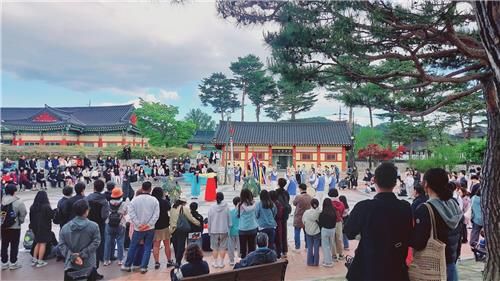 강릉관노가면극 공연