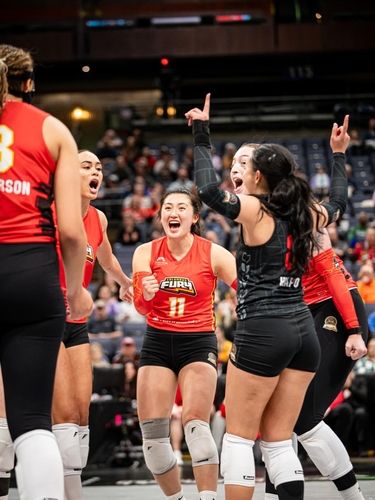 팀 득점 후 기뻐하는 오드리 박(중앙)