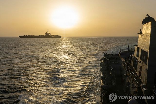 이란 봉쇄 작년에 투입된 미 항공모함