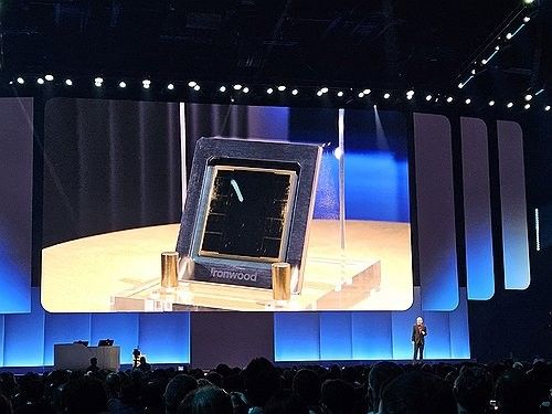 '구글 클라우드 넥스트 2025'에서 공개된 7세대 TPU '아이언우드'