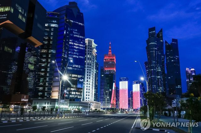 카타르 도하의 밤거리