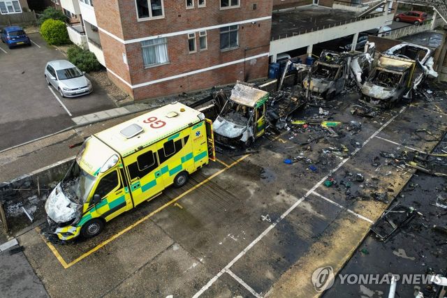 3월 23일 방화 공격을 받은 유대인 공동체 구급차