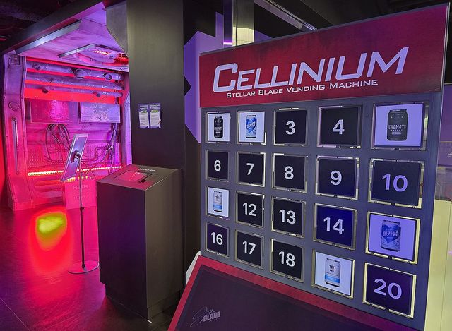 시프트업의 '스텔라 블레이드' 소재 참여형 이벤트 공간