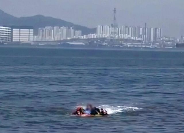 고립자 구조하는 해경