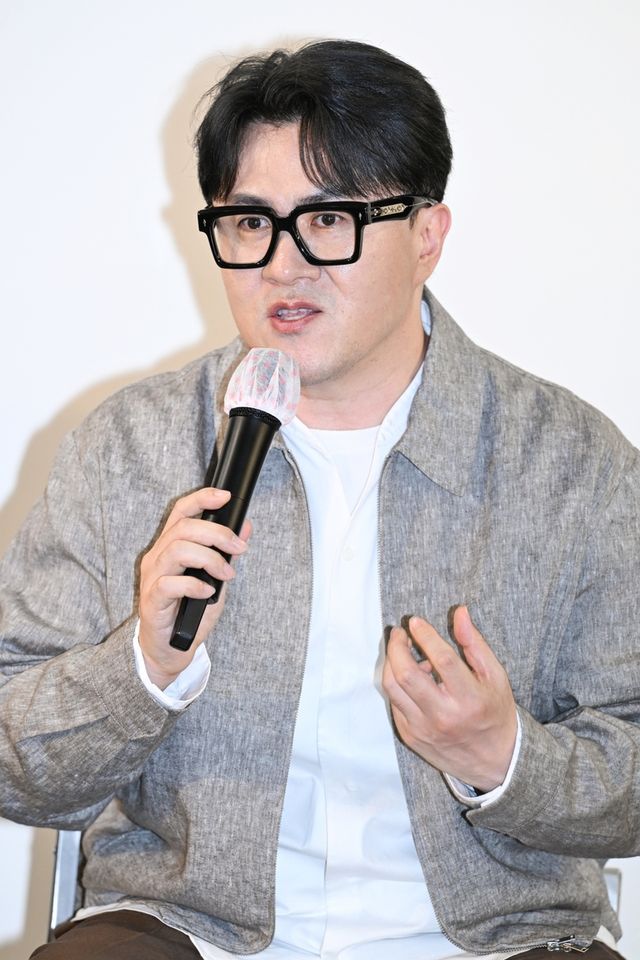 래퍼 겸 방송인 데프콘