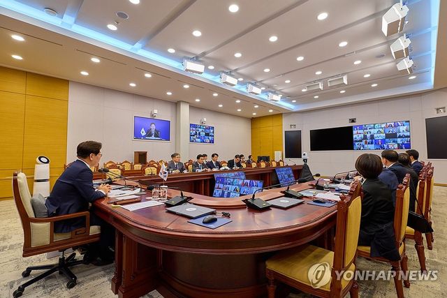 이재명 대통령, 호르무즈 해협 자유항행 관련 화상 정상회의 참석