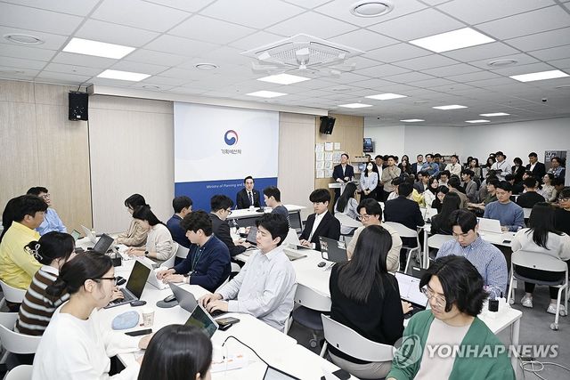 박홍근 기획예산처 장관, 기획예산처 출입 기자단 간담회