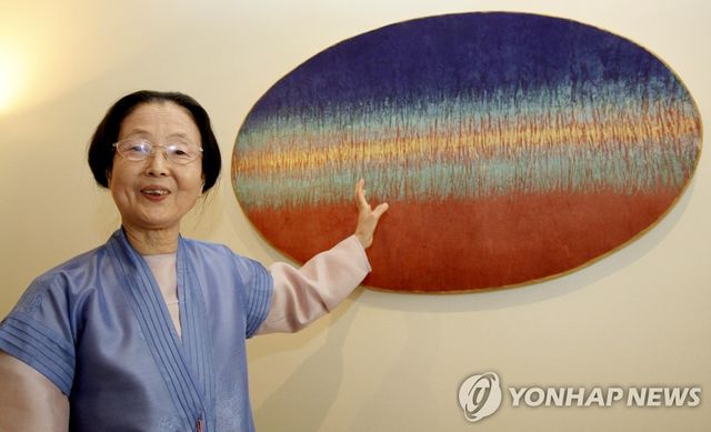 빛의 화가 방혜자 화백