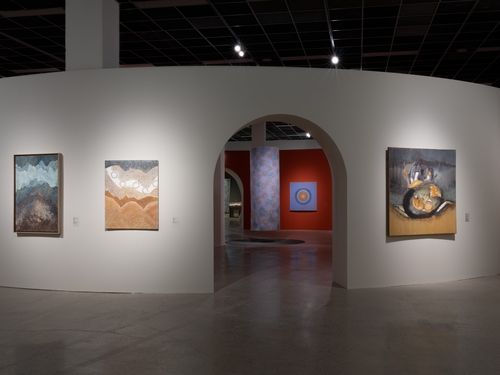 '방혜자 - 천지에 마음의 빛 뿌리며 간다' 전시 전경