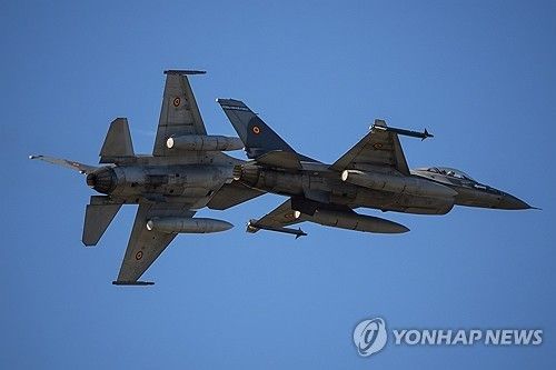 F-16 전투기