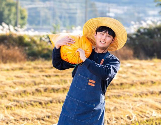 벼농사 짓는 신상민씨