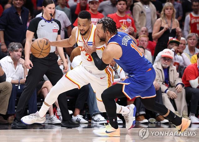 돌파하는 C.J. 매컬럼