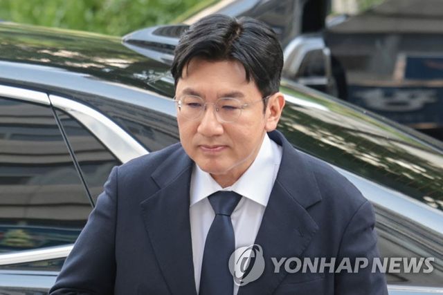 방시혁 하이브 의장