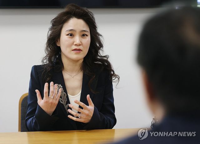 포부 밝히는 장한나 신임 예술의전당 사장