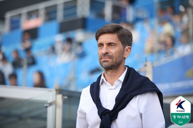 코스타 제주 감독