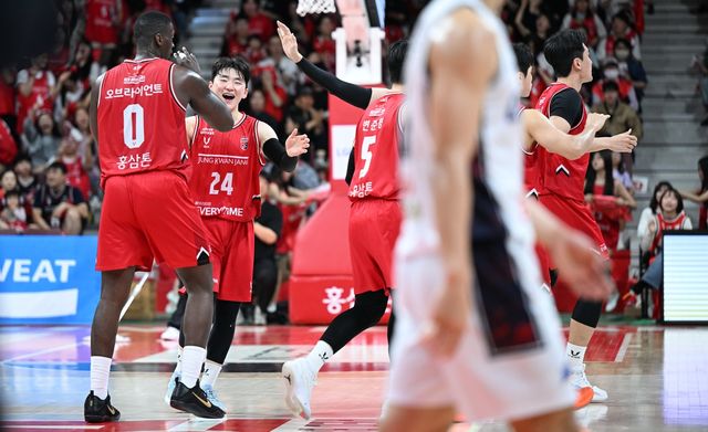 정관장 선수들의 환호