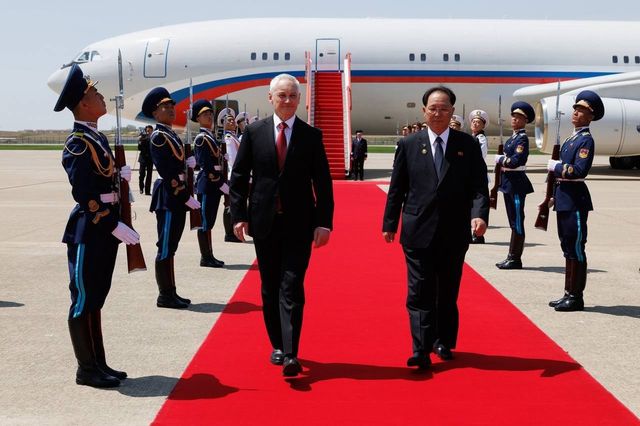 방북한 안드레이 벨로우소프 러시아 국방장관