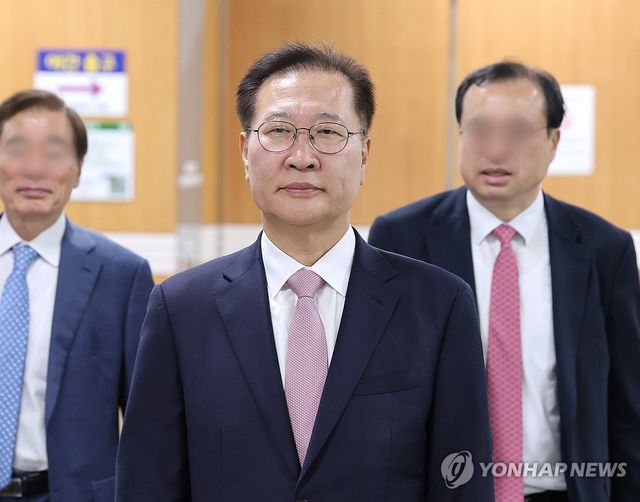 법정 향하는 박성재 전 법무부 장관