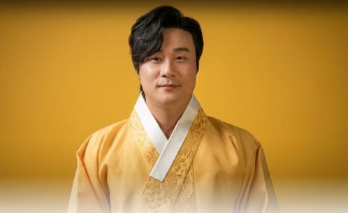 MLB 서울 개막전 때 박 대표가 제작한 한복을 입은 김하성 선수