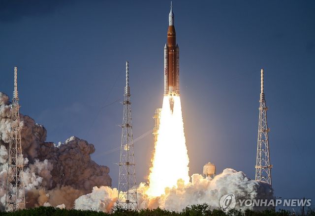 美유인탐사선 아르테미스 2호 발사