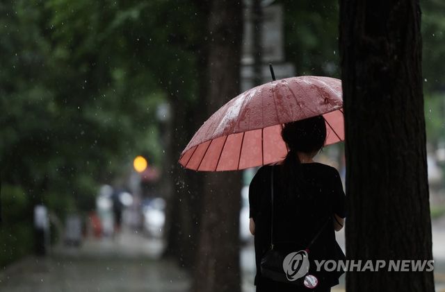 비 내리는 서울